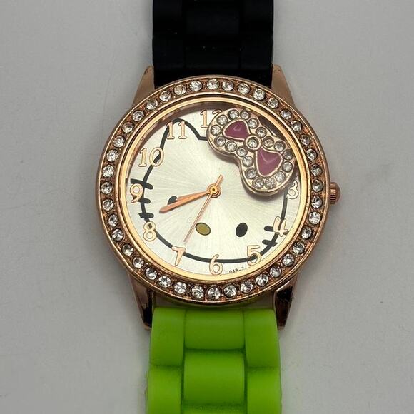 Gold hello kitty watch - Picture 3 of 4
